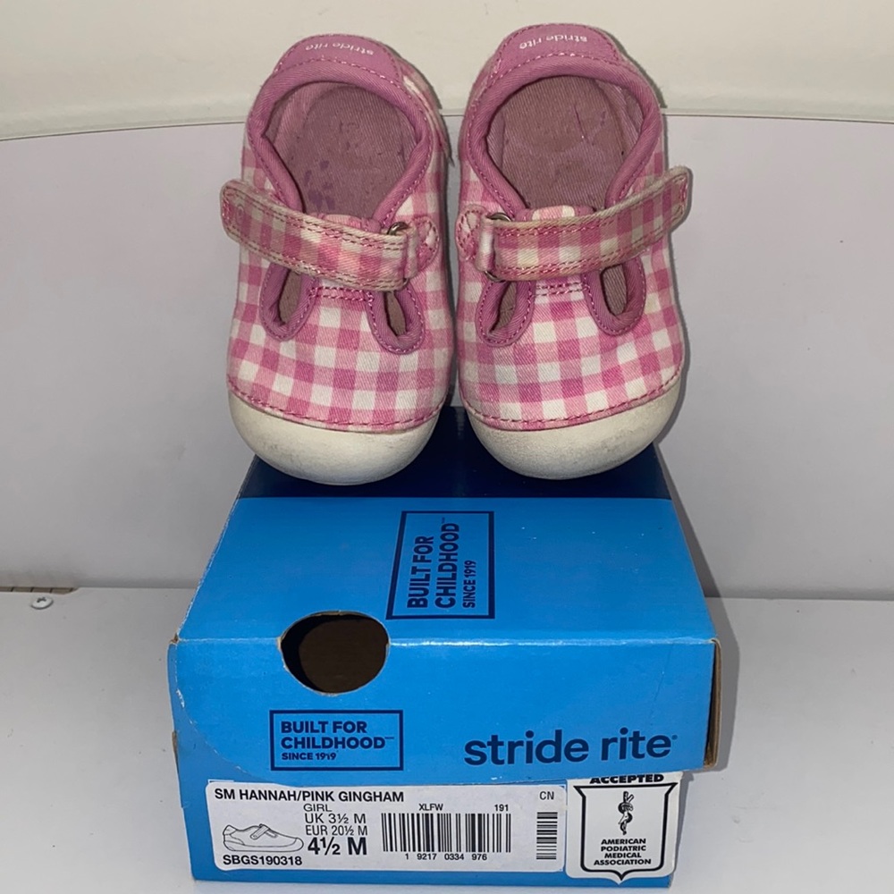 Stride Rite SM Hannah Shoes (Mary Janes), Toddler size 4.5M, Pink Gingham